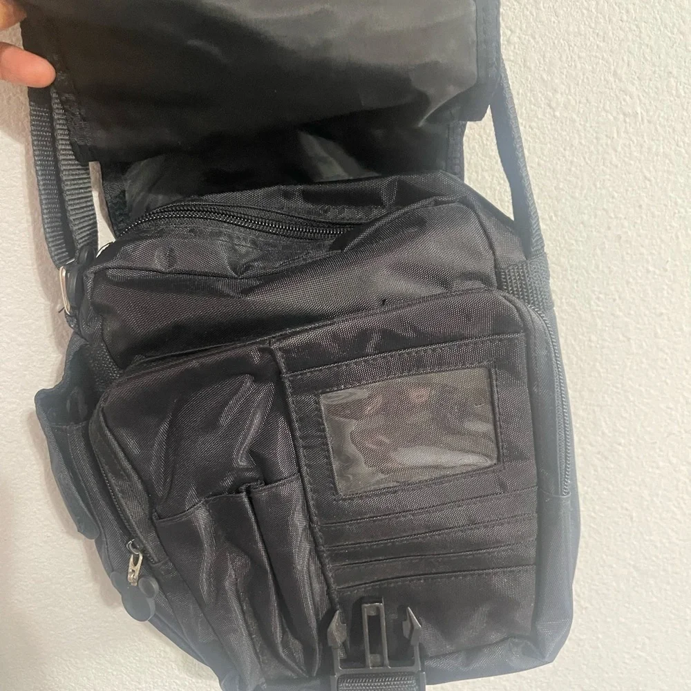 2009 Walt Disney World Cross Body Bag Small Messenger Bag Adjustable Strap